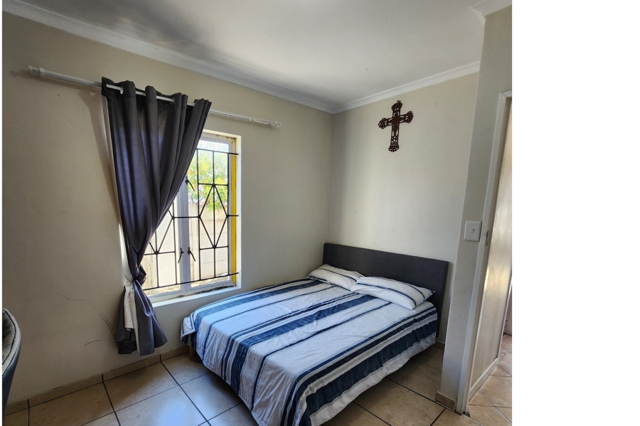 6 Bedroom Property for Sale in Strandfontein Western Cape